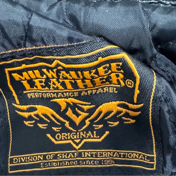 Milwaukee Leather Performance Apparel Black Cropped Motorcycle Jacket Sz M (EST) - Picture 4 of 17